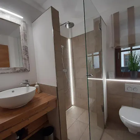 Hochalmbahnen Chalets 8W1, Waldrebe, Nahe Gondel, Hunde Willkommen