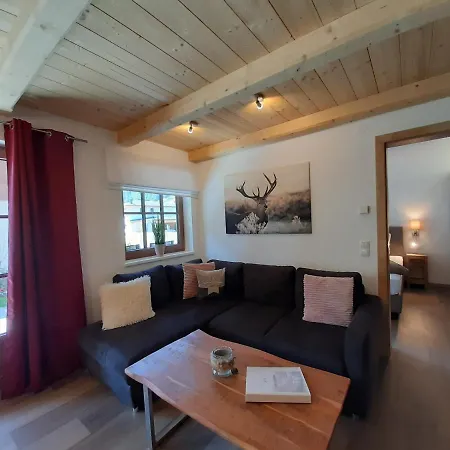شقة Hochalmbahnen Chalets 8W1, Waldrebe, Nahe Gondel, Hunde Willkommen راوريس
