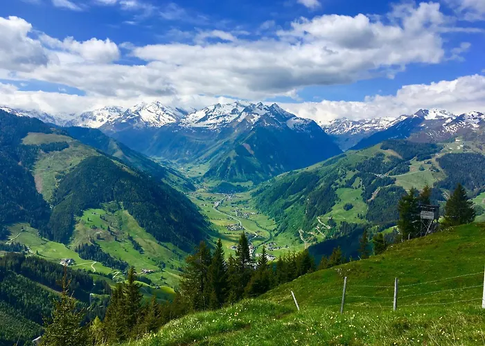 Hochalmbahnen Chalets 8W1, Waldrebe, Nahe Gondel, Hunde Willkommen Rauris